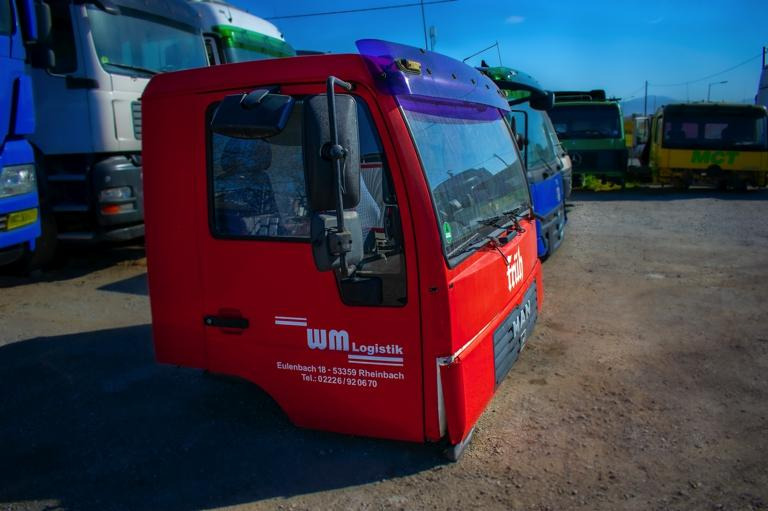 MAN L2000 - Кабина за Камион: слика 3 MAN L2000 - Кабина за Камион: слика 3