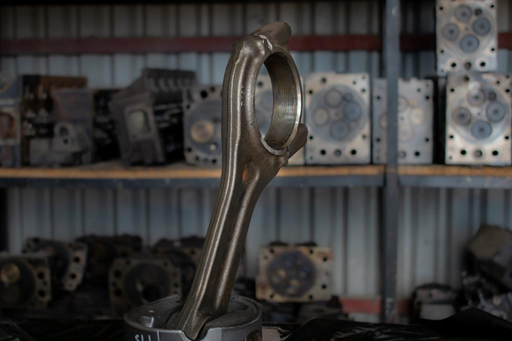 MERCEDES-BENZ ACTROS EURO V PISTON WITH CONNECTING ROD FOR ENGINE CODE ΟΜ 541 - Спојна прачка за Камион: слика 3 MERCEDES-BENZ ACTROS EURO V PISTON WITH CONNECTING ROD FOR ENGINE CODE ΟΜ 541 - Спојна прачка за Камион: слика 3