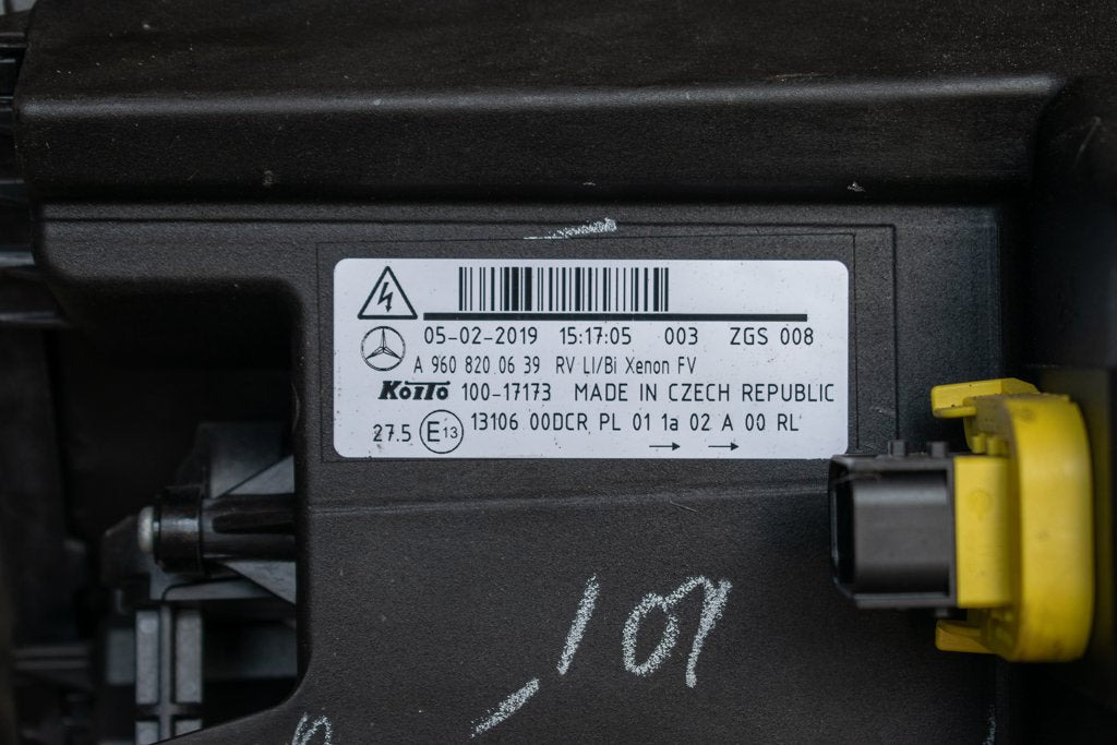 MERCEDES-BENZ ACTROS MP IV XENON LIGHTS - EURO VI - DRIVER - Светло/ Осветлување за Камион: слика 2 MERCEDES-BENZ ACTROS MP IV XENON LIGHTS - EURO VI - DRIVER - Светло/ Осветлување за Камион: слика 2