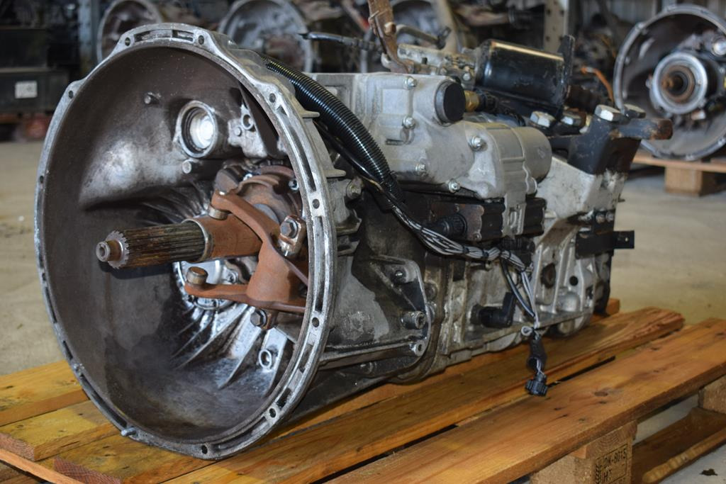 MERCEDES-BENZ ACTROS MP1 G211-16 - Менувач за Камион: слика 1 MERCEDES-BENZ ACTROS MP1 G211-16 - Менувач за Камион: слика 1