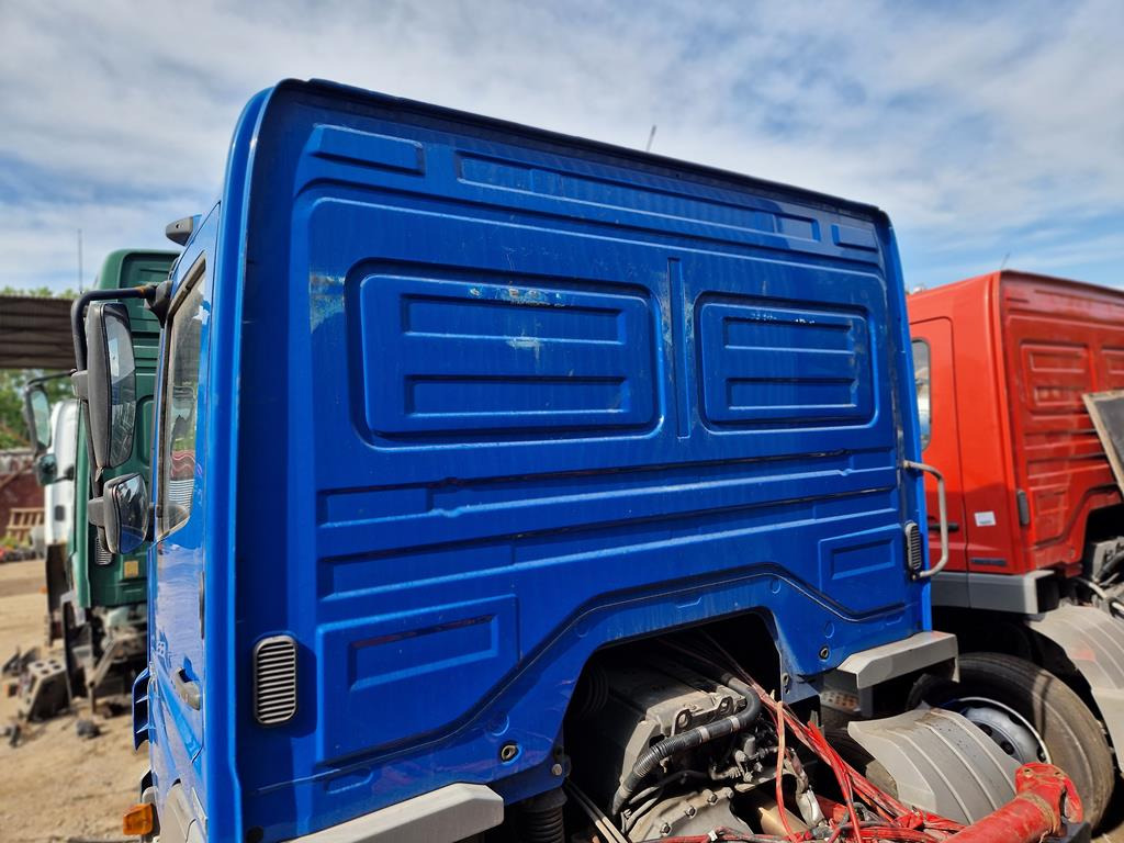 MERCEDES-BENZ ATEGO 3 - Кабина за Камион: слика 5 MERCEDES-BENZ ATEGO 3 - Кабина за Камион: слика 5