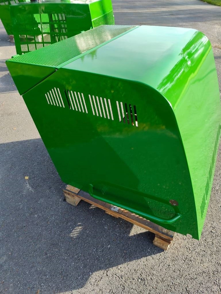 John Deere Hoods For D-serie machines - Хауба за Земјоделска машина: слика 2 John Deere Hoods For D-serie machines - Хауба за Земјоделска машина: слика 2