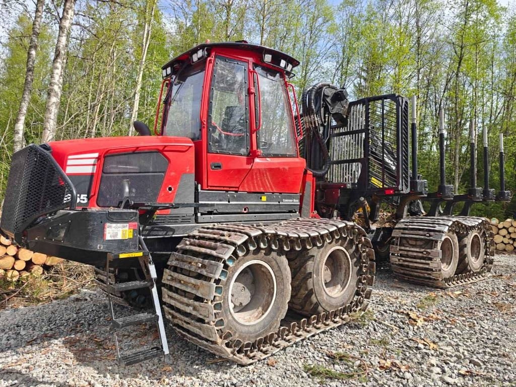 Komatsu 855 - Пренесувач на стебла: слика 1 Komatsu 855 - Пренесувач на стебла: слика 1
