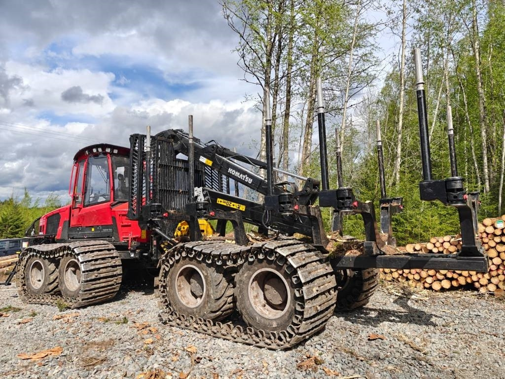Komatsu 855 - Пренесувач на стебла: слика 3 Komatsu 855 - Пренесувач на стебла: слика 3
