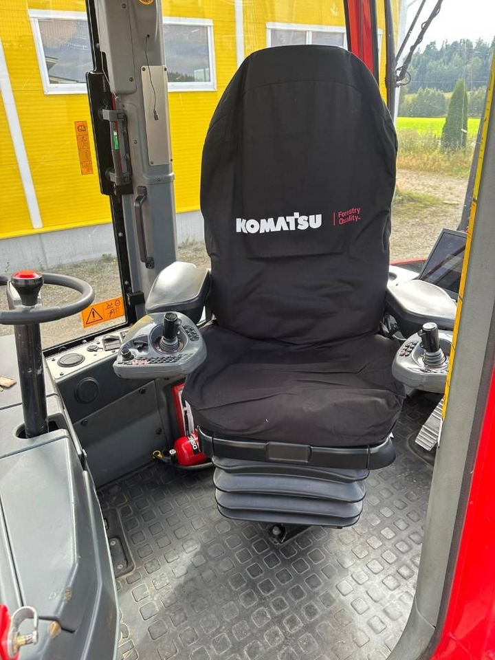 Пренесувач на стебла Komatsu 875: слика 18