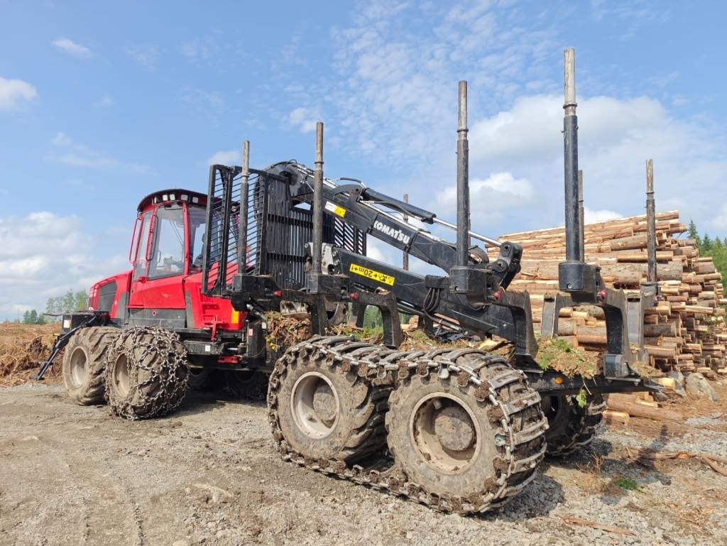 Komatsu 875 - Пренесувач на стебла: слика 3 Komatsu 875 - Пренесувач на стебла: слика 3