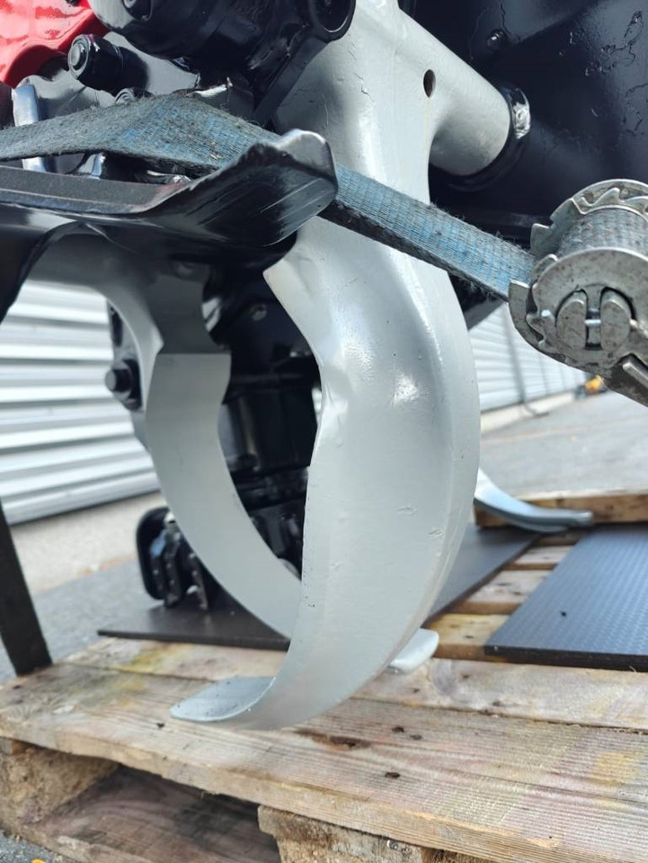 Секач на стебла Komatsu C 93: слика 12 Секач на стебла Komatsu C 93: слика 12