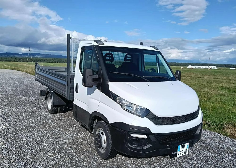 Iveco DAILY 35C13, 35C12, 35C14, 35C15 - Комби кипер: слика 2 Iveco DAILY 35C13, 35C12, 35C14, 35C15 - Комби кипер: слика 2
