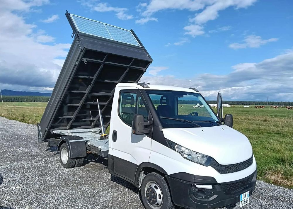 Iveco DAILY 35C13, 35C12, 35C14, 35C15 - Комби кипер: слика 3 Iveco DAILY 35C13, 35C12, 35C14, 35C15 - Комби кипер: слика 3