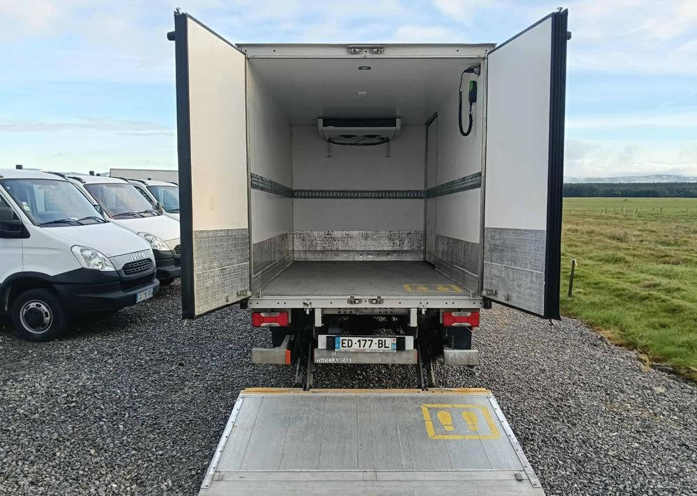 Iveco DAILY 35C15,35C14,35C13,35C12 - Комбе ладилник: слика 5 Iveco DAILY 35C15,35C14,35C13,35C12 - Комбе ладилник: слика 5