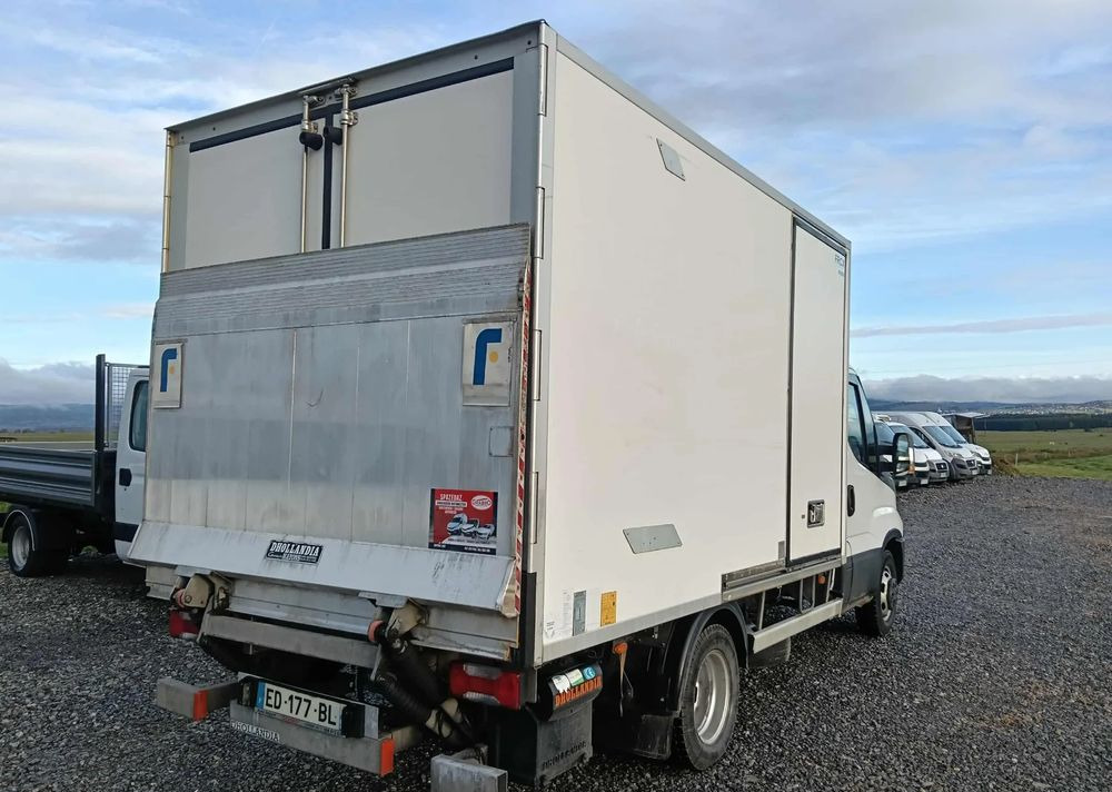 Iveco DAILY 35C15,35C14,35C13,35C12 - Комбе ладилник: слика 3 Iveco DAILY 35C15,35C14,35C13,35C12 - Комбе ладилник: слика 3