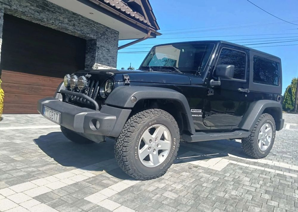 Jeep Wrangler 2.8 CRD Sport - Кабриолет: слика 2 Jeep Wrangler 2.8 CRD Sport - Кабриолет: слика 2