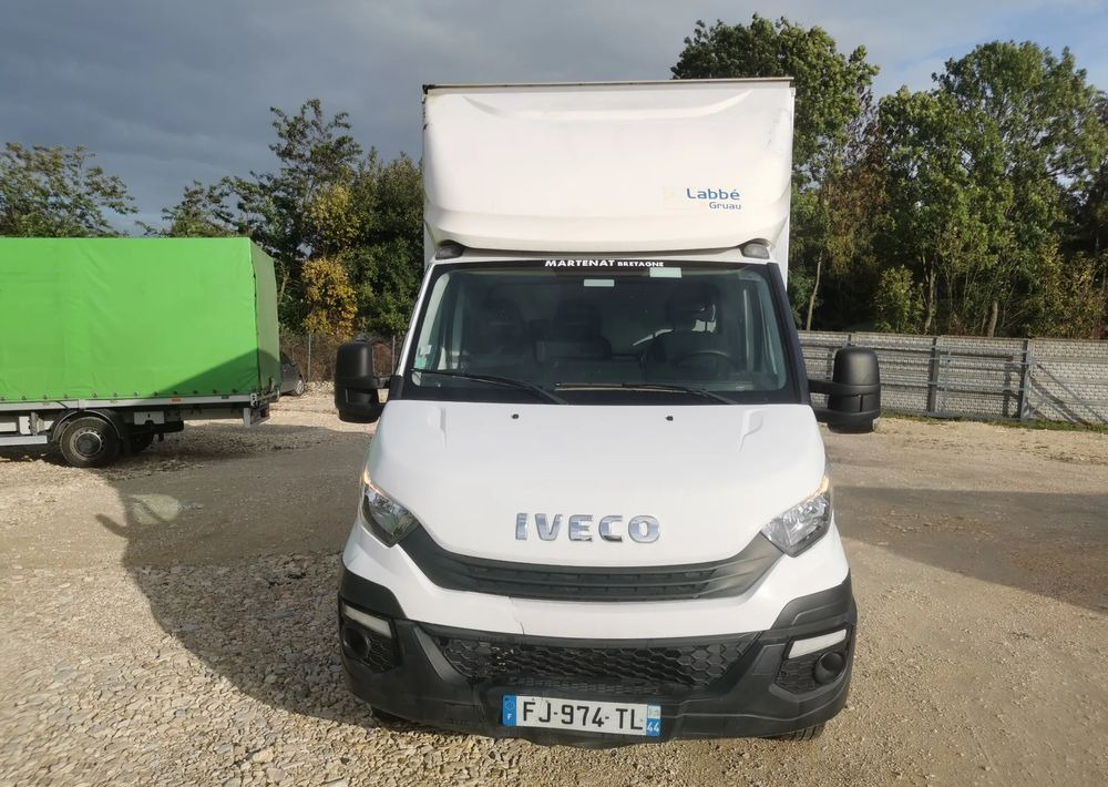 Iveco 3.0-150KM Daily 35C15 Kontener długi rama 35-150 kiper Klimatyzacja długi rozstaw - Комбе фургон: слика 3 Iveco 3.0-150KM Daily 35C15 Kontener długi rama 35-150 kiper Klimatyzacja długi rozstaw - Комбе фургон: слика 3