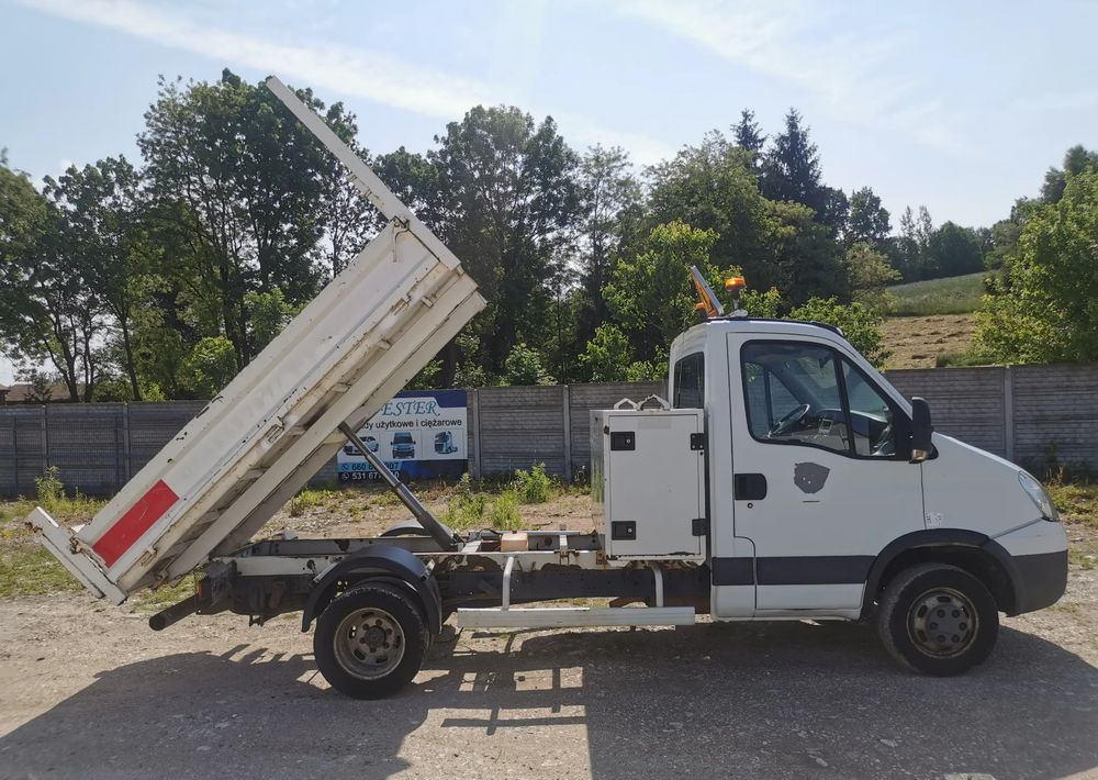 Iveco Daily 35C11 Kiper wywrotka Hak Bliźniak sprowadzony - Комби кипер: слика 2 Iveco Daily 35C11 Kiper wywrotka Hak Bliźniak sprowadzony - Комби кипер: слика 2