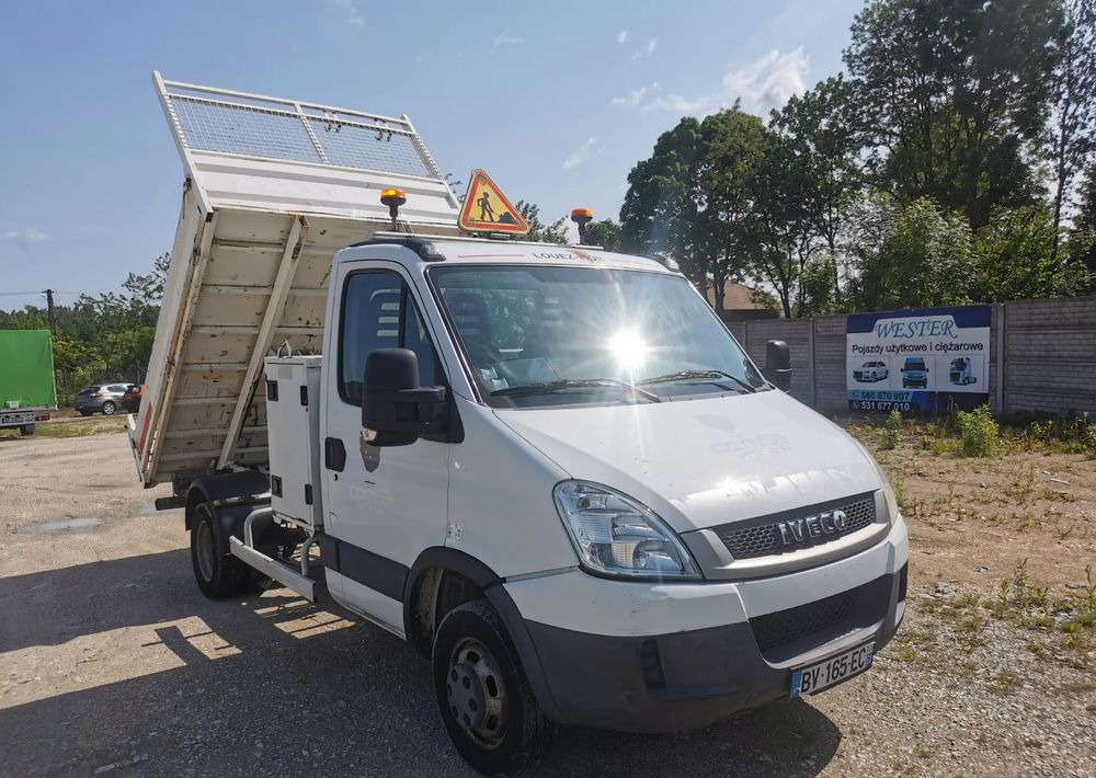 Iveco Daily 35C11 Kiper wywrotka Hak Bliźniak sprowadzony - Комби кипер: слика 1 Iveco Daily 35C11 Kiper wywrotka Hak Bliźniak sprowadzony - Комби кипер: слика 1