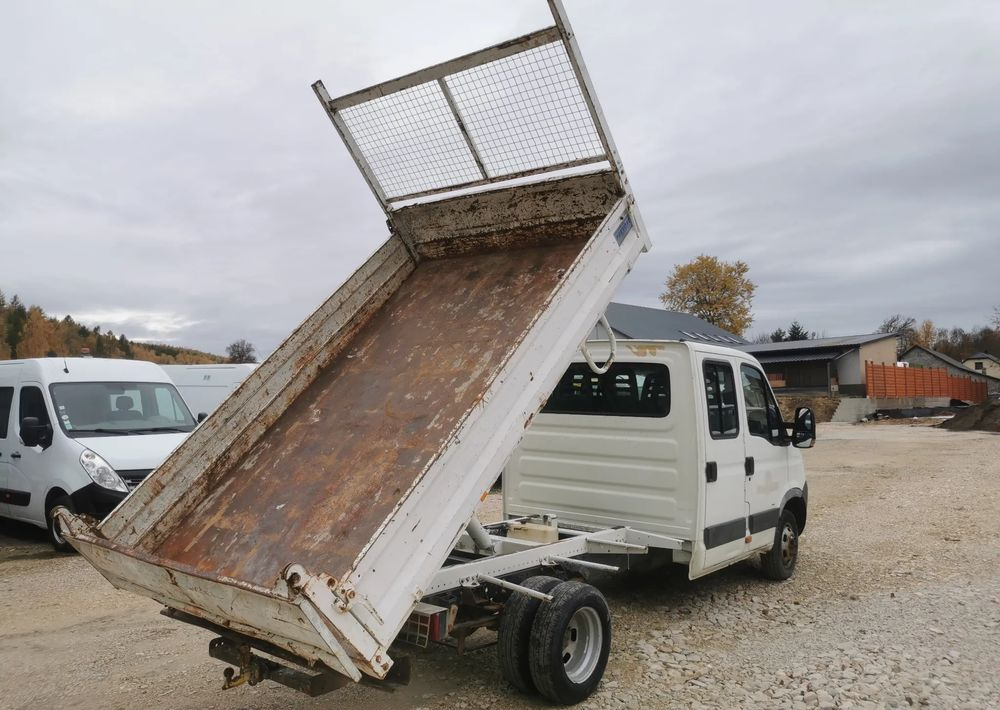 Iveco Daily 35C15 Brygadówka 3.0 - 150KM wywrotka Klimatyzacja Dubel hak kiper doka - Комби кипер: слика 3 Iveco Daily 35C15 Brygadówka 3.0 - 150KM wywrotka Klimatyzacja Dubel hak kiper doka - Комби кипер: слика 3