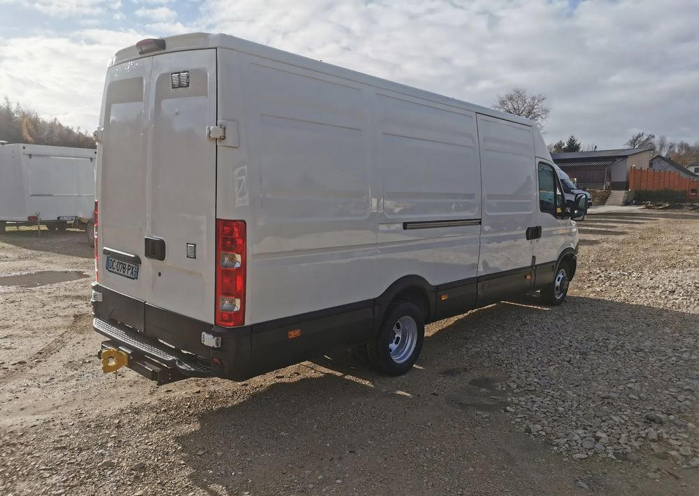 Iveco Daily 35C15 blaszak 3.0-150KM blizniak L3H3 długi Hak - Товарно комбе: слика 5 Iveco Daily 35C15 blaszak 3.0-150KM blizniak L3H3 długi Hak - Товарно комбе: слика 5