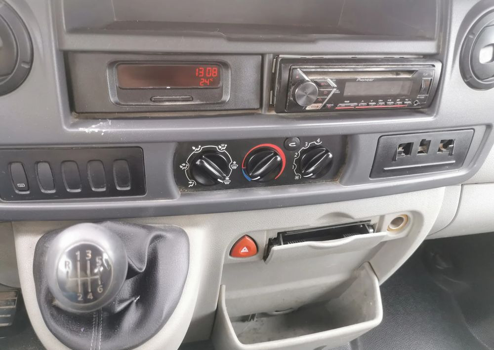Товарно комбе Renault Master L2H2 doka 7-osobowy Dubel 120dCi Brygadówka: слика 14