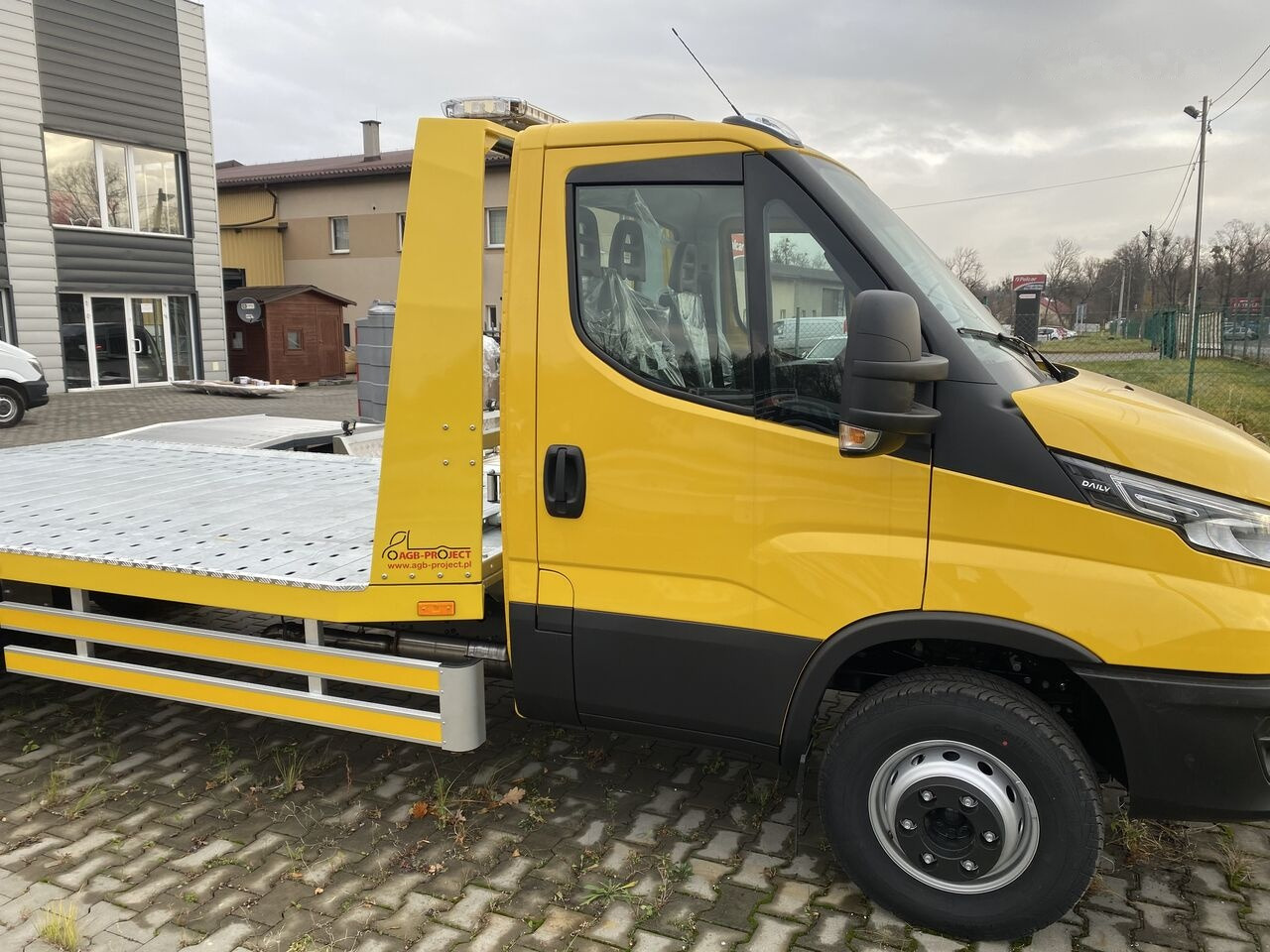 IVECO IVECO DAILY 70C18 laweta Hi-Matic - Камион за влечење: слика 3 IVECO IVECO DAILY 70C18 laweta Hi-Matic - Камион за влечење: слика 3
