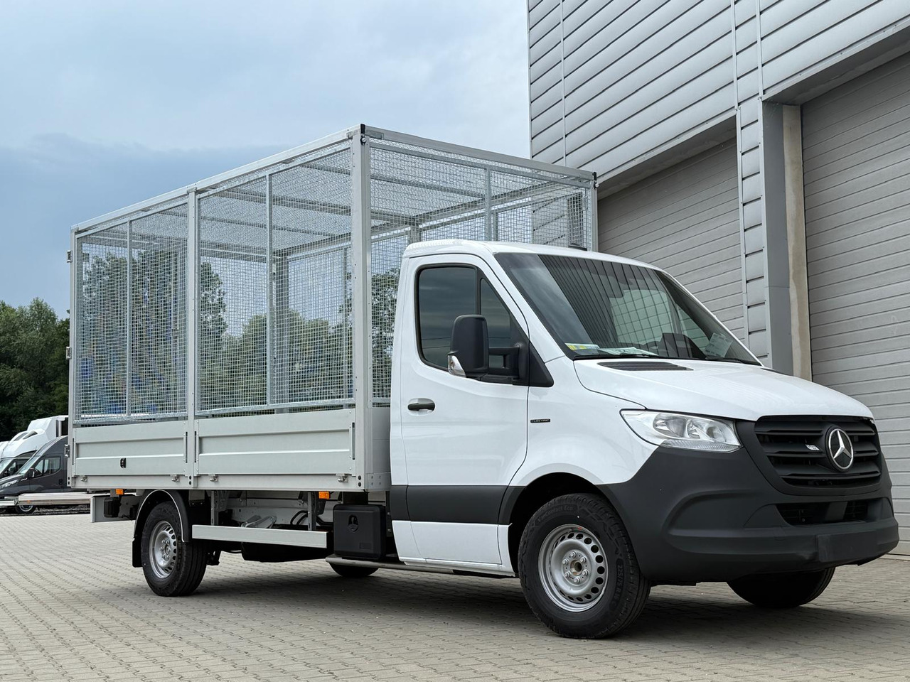 Mercedes eSprinter - Комбе со отворен сандак, Електрично комбе: слика 1 Mercedes eSprinter - Комбе со отворен сандак, Електрично комбе: слика 1