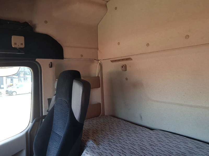 Камион влекач Mercedes-Benz Actros 2542 6x2 Euro 6 Apk TÜV 12-2025: слика 17 Камион влекач Mercedes-Benz Actros 2542 6x2 Euro 6 Apk TÜV 12-2025: слика 17