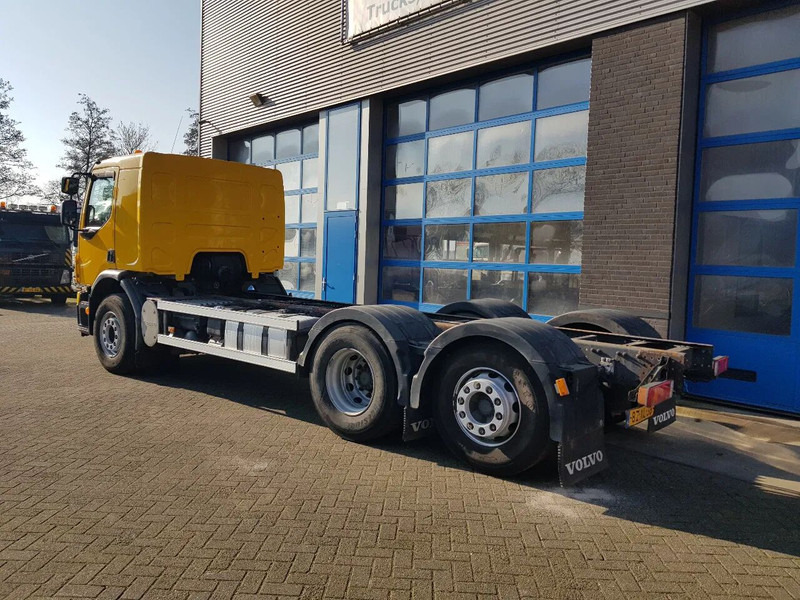 Volvo FE 300 EEV 6X2 Retarder Pto 234.000 KM TÜV - Камион со кабинска шасија: слика 4 Volvo FE 300 EEV 6X2 Retarder Pto 234.000 KM TÜV - Камион со кабинска шасија: слика 4