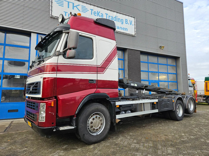 Volvo FH 520 6x2 old Tacho NCH Kabelsysteem Euro 3 - Камион со кабелски систем: слика 2 Volvo FH 520 6x2 old Tacho NCH Kabelsysteem Euro 3 - Камион со кабелски систем: слика 2