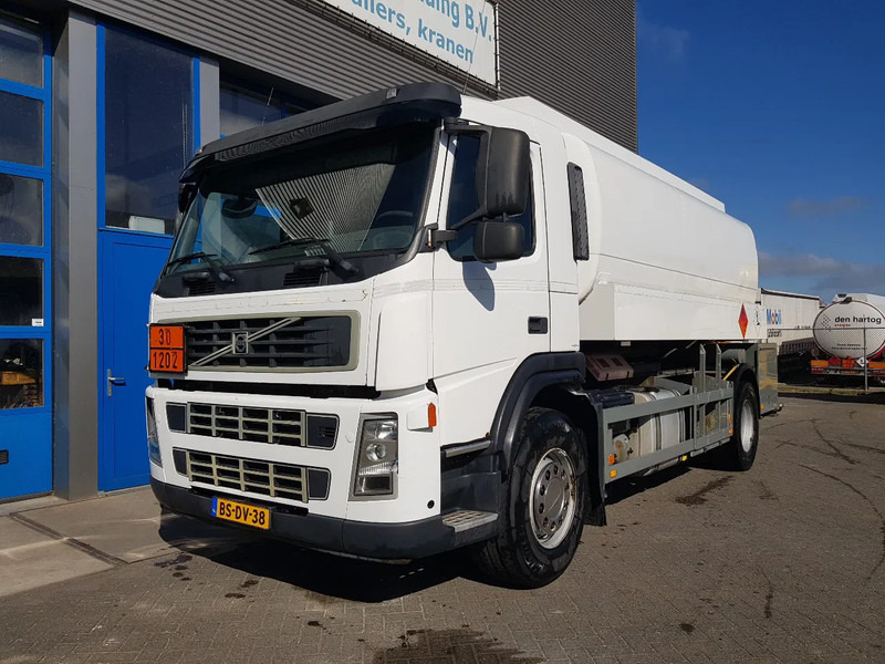 Volvo FM 9.340 Petrol, Diesel 17000 Ltr. 3 Compartementen - Камион цистерна: слика 1 Volvo FM 9.340 Petrol, Diesel 17000 Ltr. 3 Compartementen - Камион цистерна: слика 1