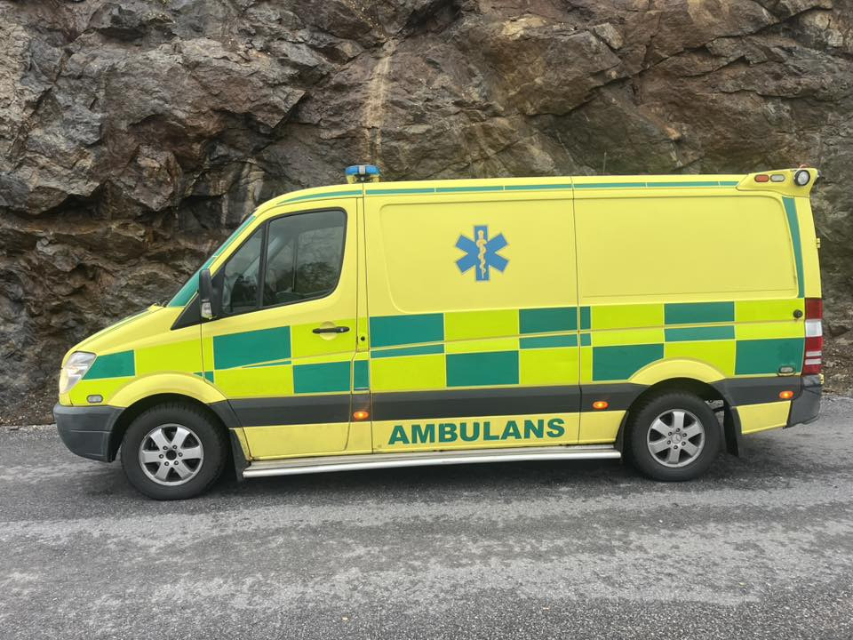 MERCEDES-BENZ Sprinter 316 NGT - AMBULANCE / швидка допомога / shvydka dopomoha - Амбулантно возило: слика 2 MERCEDES-BENZ Sprinter 316 NGT - AMBULANCE / швидка допомога / shvydka dopomoha - Амбулантно возило: слика 2