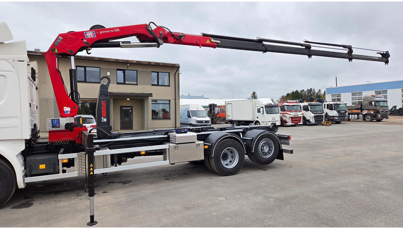 Scania P370 6X2*4 HMF 1730 - Камион со кука за подигање, Камион со кран: слика 5 Scania P370 6X2*4 HMF 1730 - Камион со кука за подигање, Камион со кран: слика 5