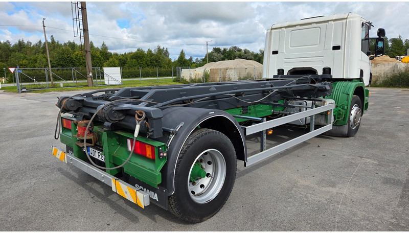 Scania P94 4X2 220 - Камион со кабелски систем: слика 3 Scania P94 4X2 220 - Камион со кабелски систем: слика 3