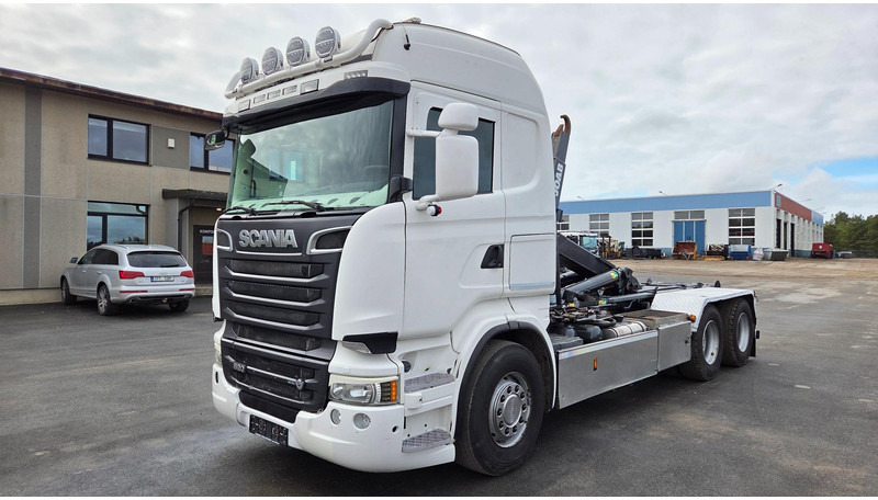 Scania R520 6X4 - Камион со кука за подигање: слика 1 Scania R520 6X4 - Камион со кука за подигање: слика 1