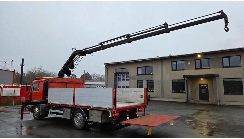 Volvo FL220 4X2 HIAB 077 - Камион со платформа, Камион со кран: слика 4 Volvo FL220 4X2 HIAB 077 - Камион со платформа, Камион со кран: слика 4