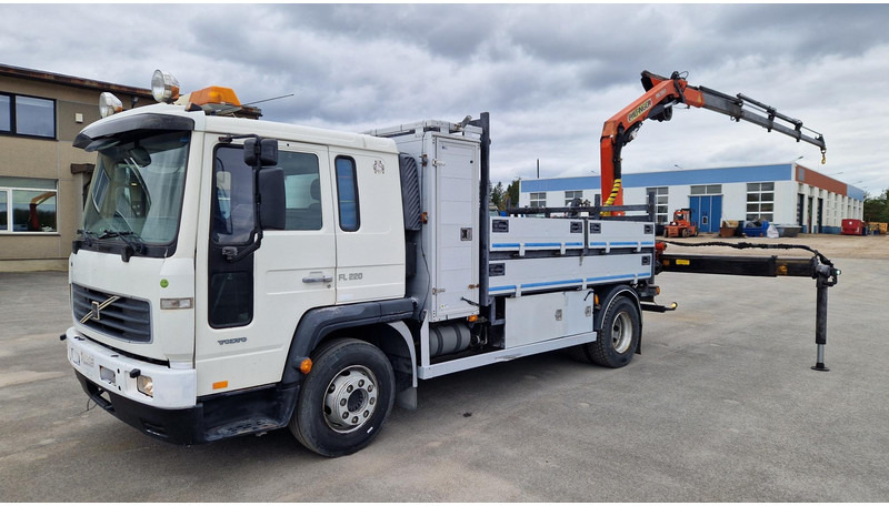 Volvo FL220 4X2 Palfinger PK7501 - Камион со платформа, Камион со кран: слика 1 Volvo FL220 4X2 Palfinger PK7501 - Камион со платформа, Камион со кран: слика 1