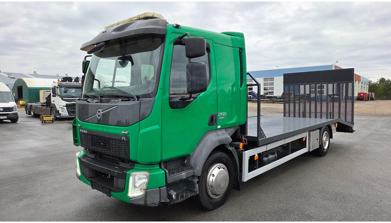 Volvo FL250 4X2 - Автотранспортен камион: слика 1 Volvo FL250 4X2 - Автотранспортен камион: слика 1