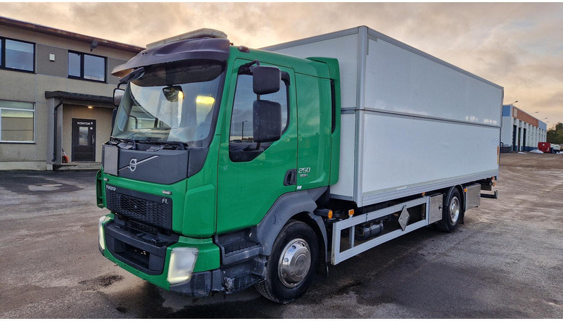 Volvo FL250 4X2 lifting box - Камион сандучар: слика 1 Volvo FL250 4X2 lifting box - Камион сандучар: слика 1