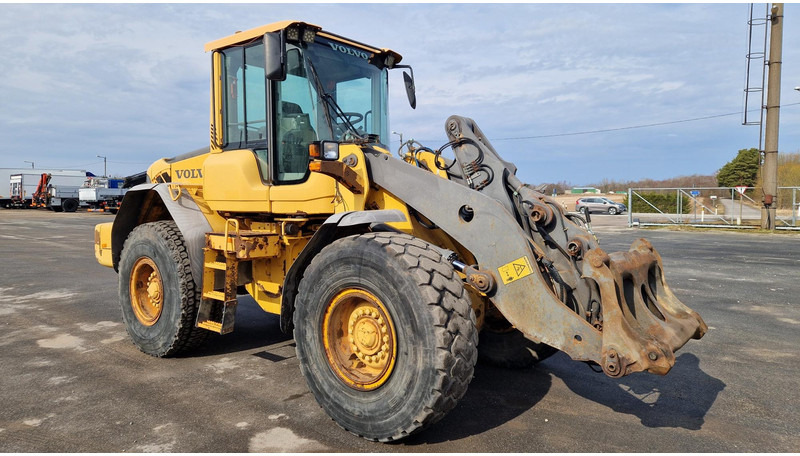 Volvo L90F - Натоварувач на тркала: слика 2 Volvo L90F - Натоварувач на тркала: слика 2