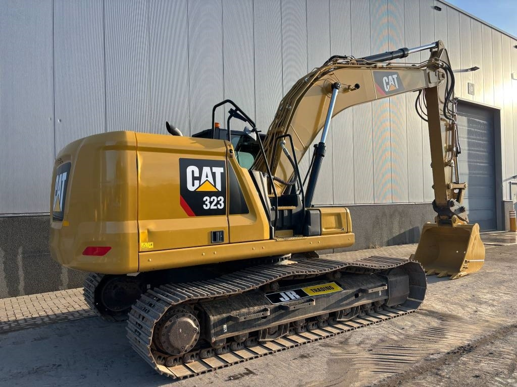 CAT 323 - Багер гасеничар: слика 5 CAT 323 - Багер гасеничар: слика 5