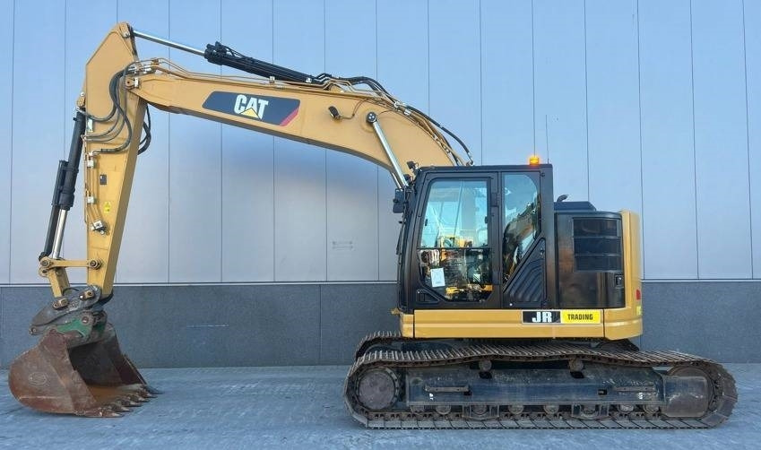 CAT 325 FL CR (Under Preparation) - Багер гасеничар: слика 1 CAT 325 FL CR (Under Preparation) - Багер гасеничар: слика 1