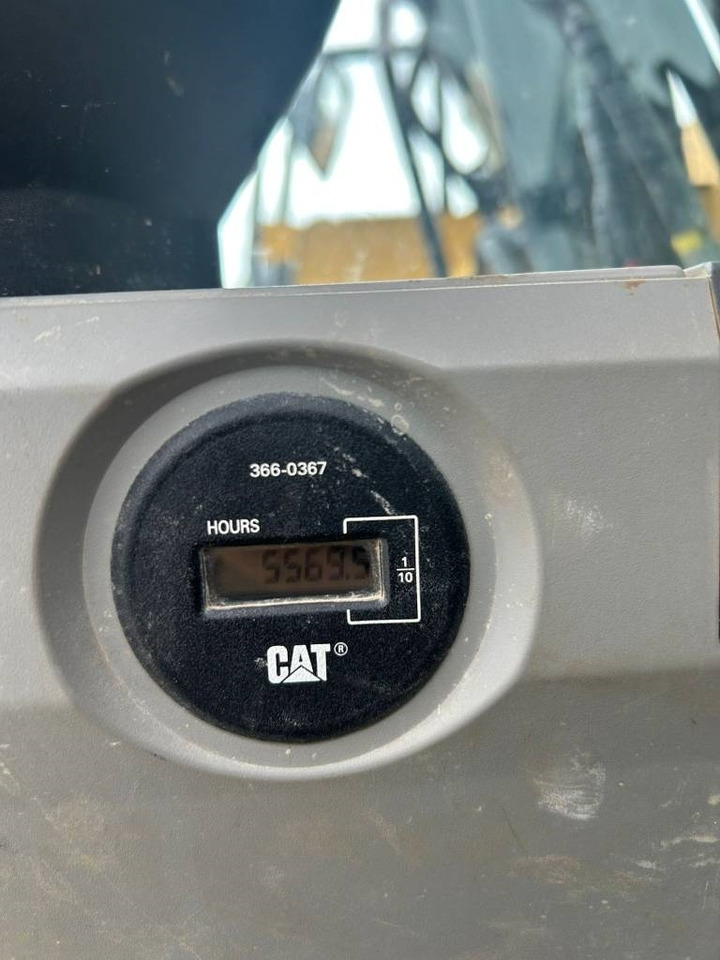 CAT 325 FL CR (Under Preparation) - Багер гасеничар: слика 3 CAT 325 FL CR (Under Preparation) - Багер гасеничар: слика 3