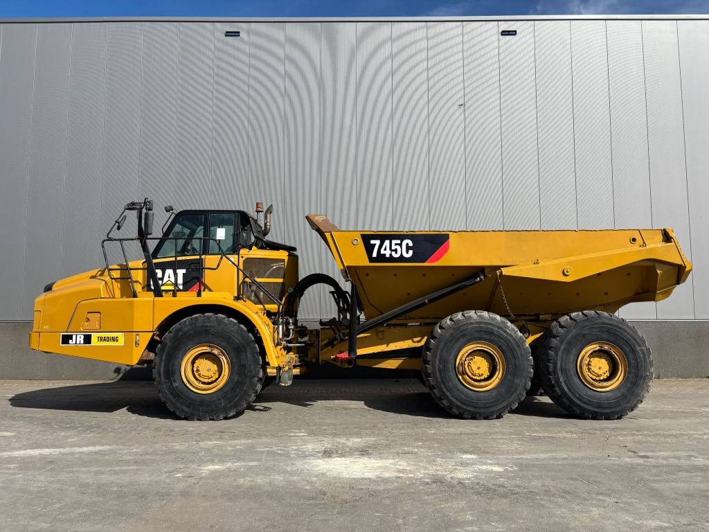 CAT 745 C - Зглобен истоварувач: слика 1 CAT 745 C - Зглобен истоварувач: слика 1