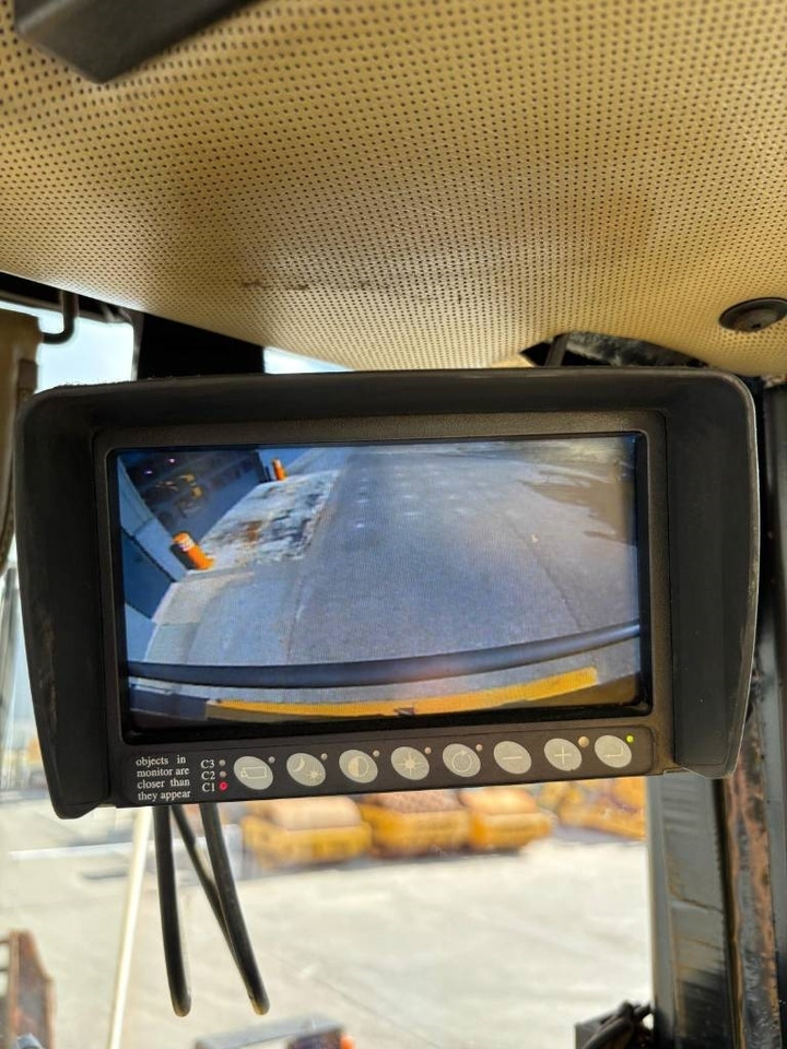 Натоварувач на тркала CAT 988 H: слика 13