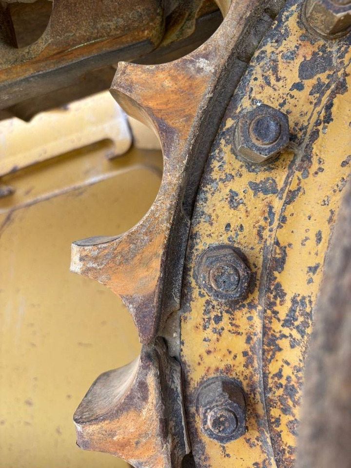 CAT D 6 N LGP (Under Preparation) - Булдожер: слика 4 CAT D 6 N LGP (Under Preparation) - Булдожер: слика 4