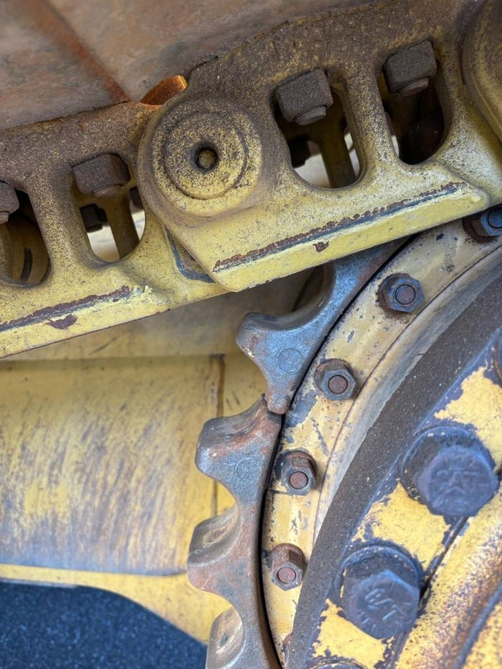 CAT D 6 T LGP (CE / New UC) - Булдожер: слика 5 CAT D 6 T LGP (CE / New UC) - Булдожер: слика 5