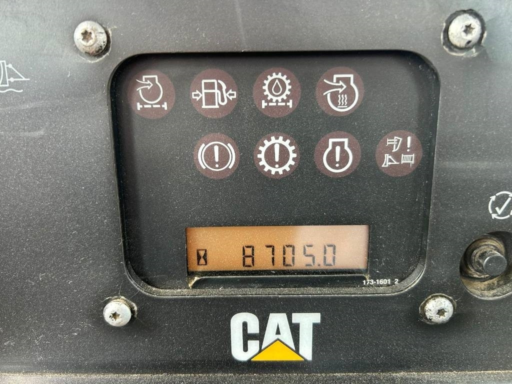 CAT D 6 T XL (Under Preparation + New Tracks) - Булдожер: слика 3 CAT D 6 T XL (Under Preparation + New Tracks) - Булдожер: слика 3