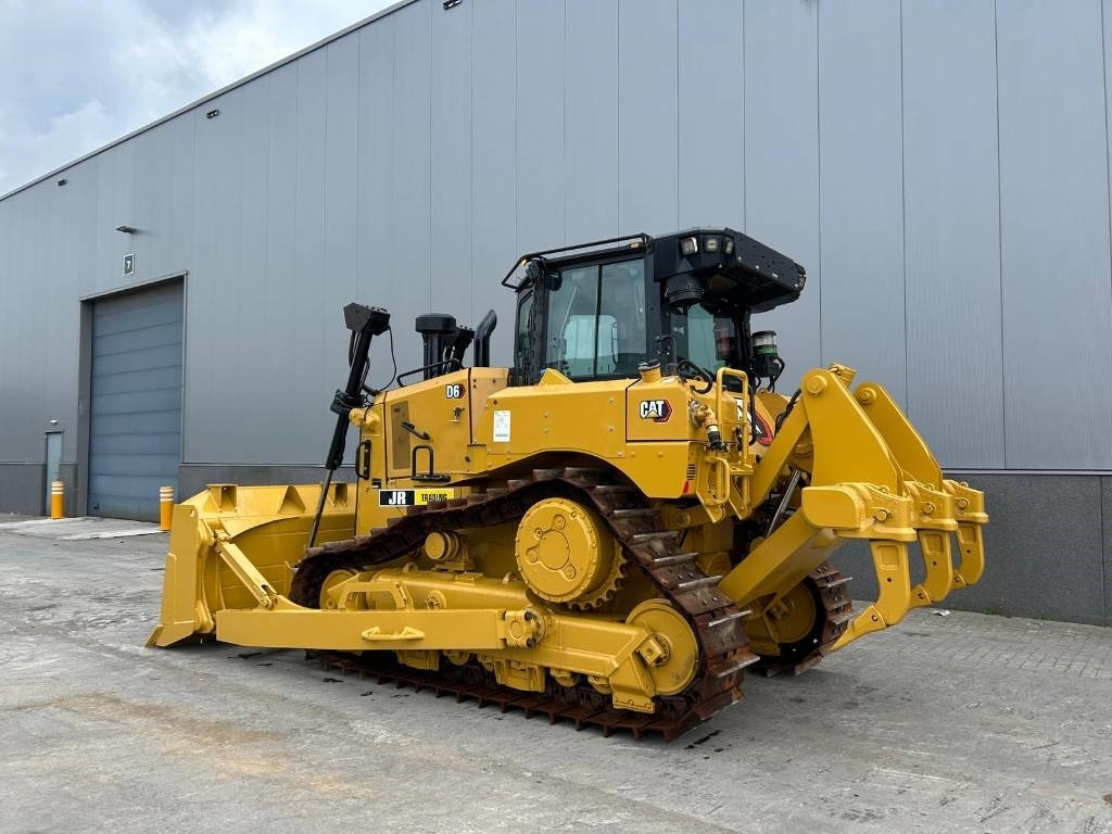 CAT D 6 XL (LOW HOURS - CE CERTIFIED) - Булдожер: слика 3 CAT D 6 XL (LOW HOURS - CE CERTIFIED) - Булдожер: слика 3