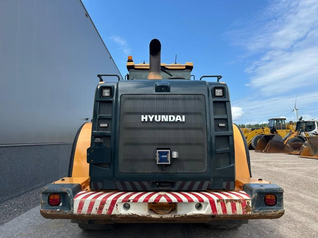 Hyundai HL 970 - Натоварувач на тркала: слика 4 Hyundai HL 970 - Натоварувач на тркала: слика 4
