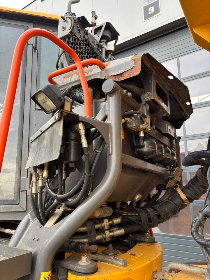 Зглобен истоварувач Volvo A 30 G (Under Preparation): слика 13 Зглобен истоварувач Volvo A 30 G (Under Preparation): слика 13