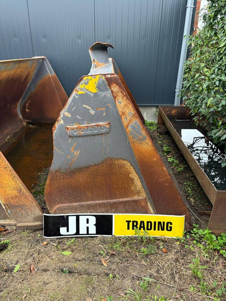 Volvo L 90 H Bucket - Корпа за Градежна машина: слика 1 Volvo L 90 H Bucket - Корпа за Градежна машина: слика 1
