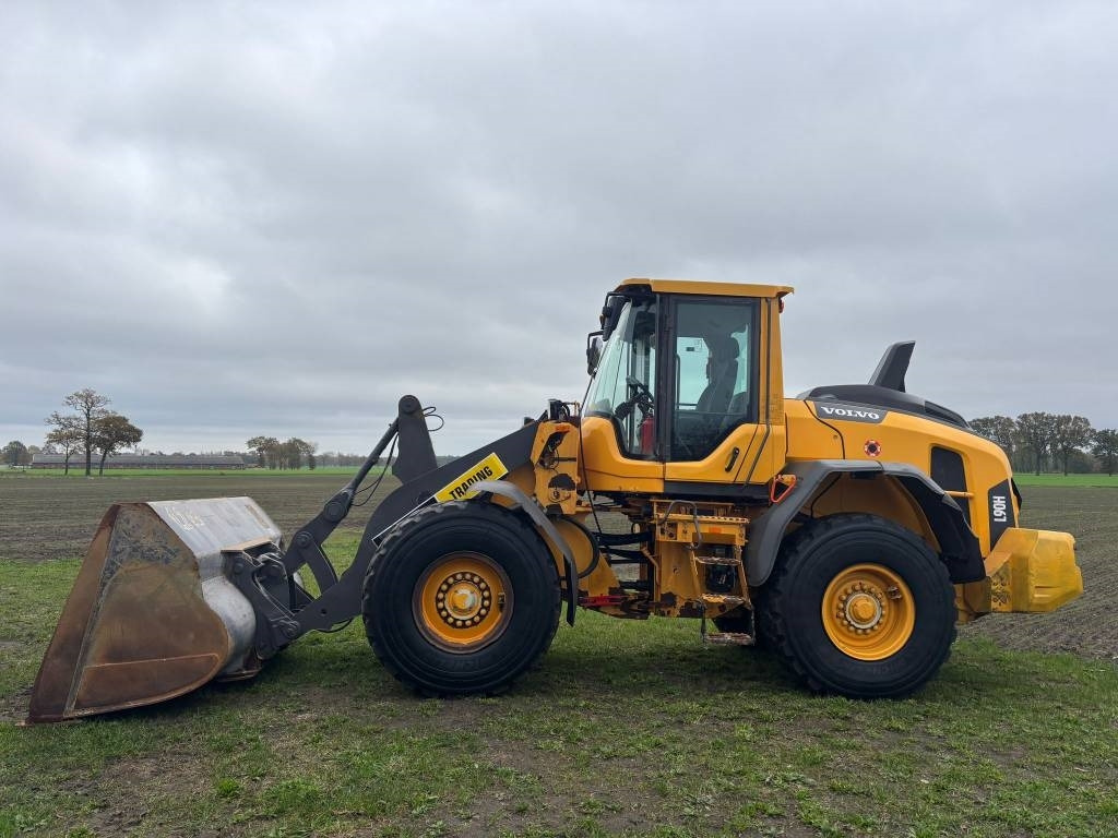 Volvo L 90 H (On Transport) - Натоварувач на тркала: слика 2 Volvo L 90 H (On Transport) - Натоварувач на тркала: слика 2